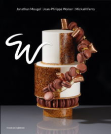 Livre de pâtisserie "WEDDING CAKE et WEDDING CROQ"